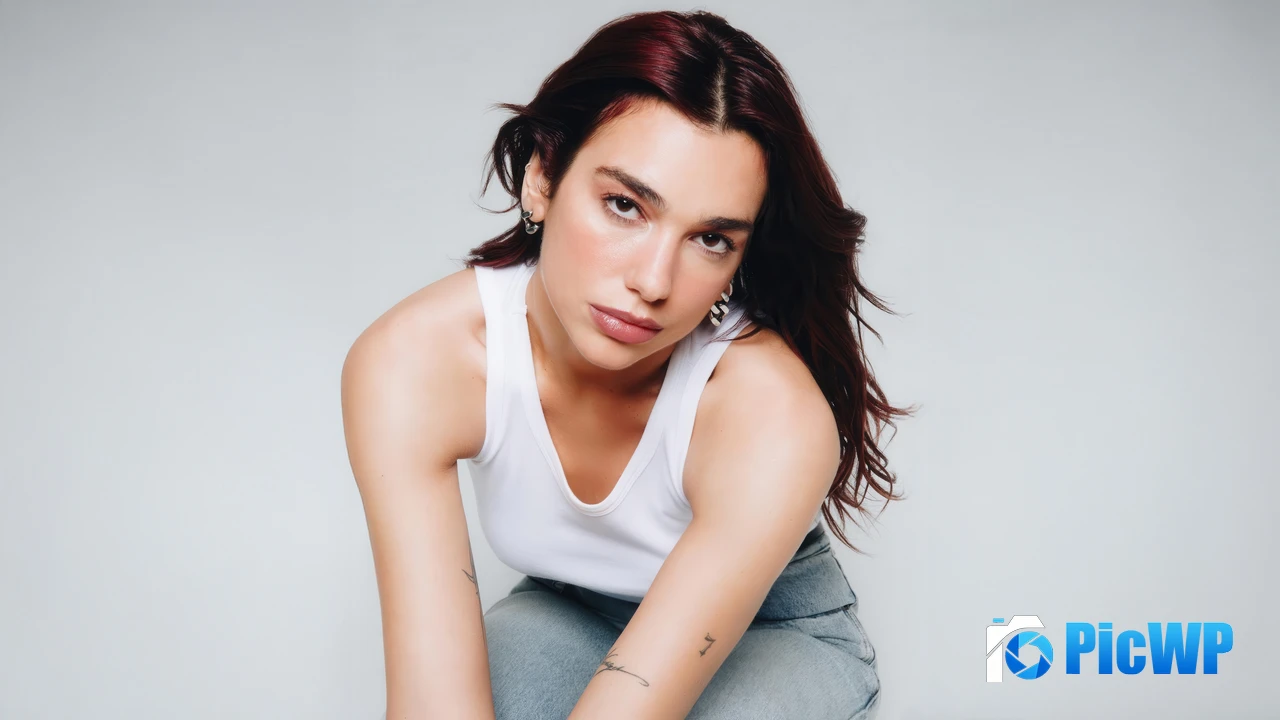 Dua Lipa 2025 4K PC Wallpaper