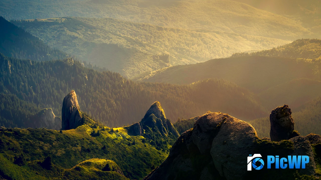 Mountains Green landscape 4K PC Wallpaper