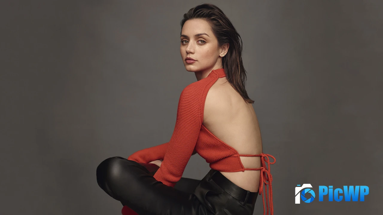 Ana de Armas Vogue 4K PC Wallpaper