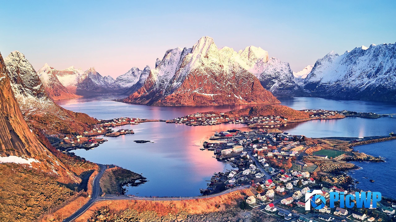 Reine Nordland 4K PC Wallpaper