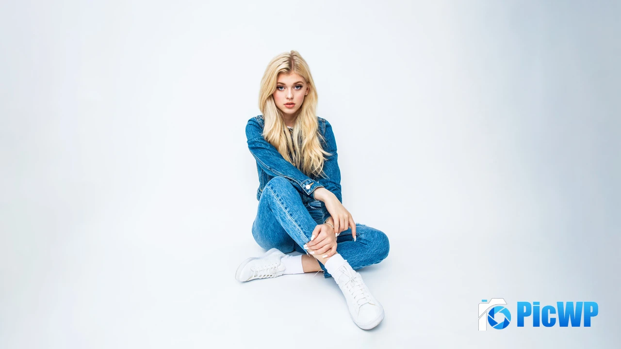 Loren Gray American celebrities 4K PC Wallpaper