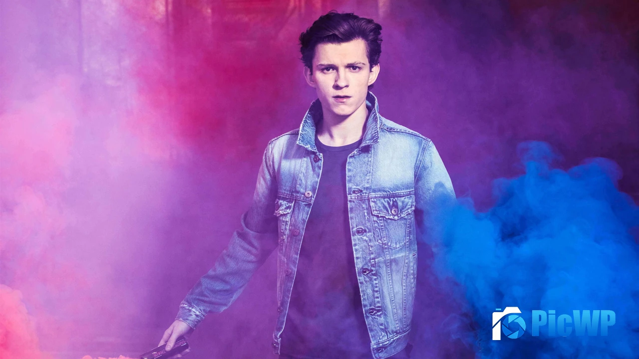 Tom Holland Colorful smoke 4K PC Wallpaper