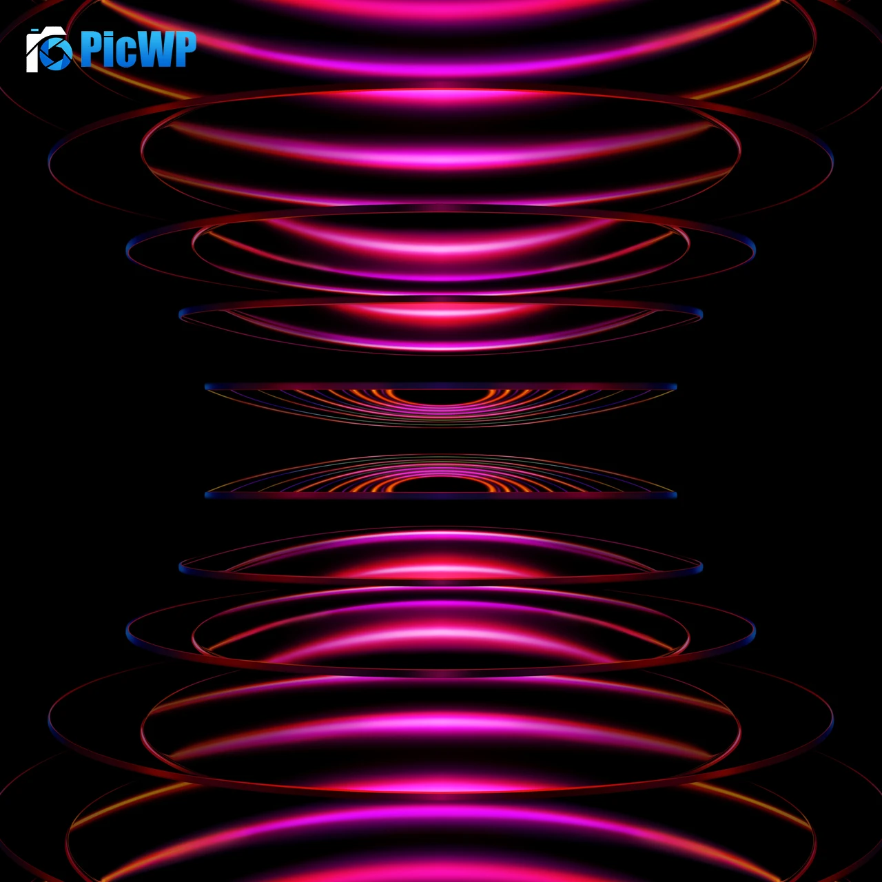 iPad Pro 2022 4K Fold Wallpaper
