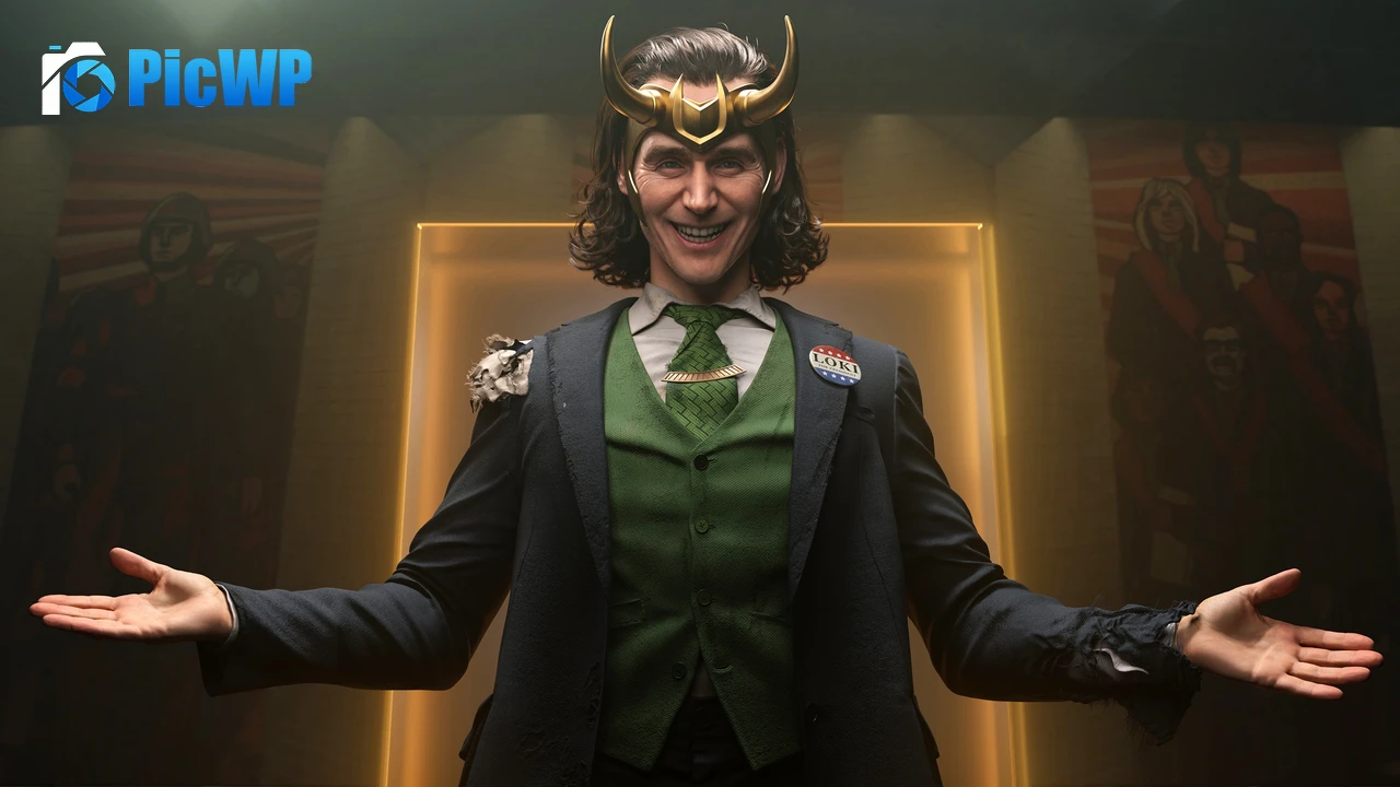 Loki Tom Hiddleston 4K PC Wallpaper