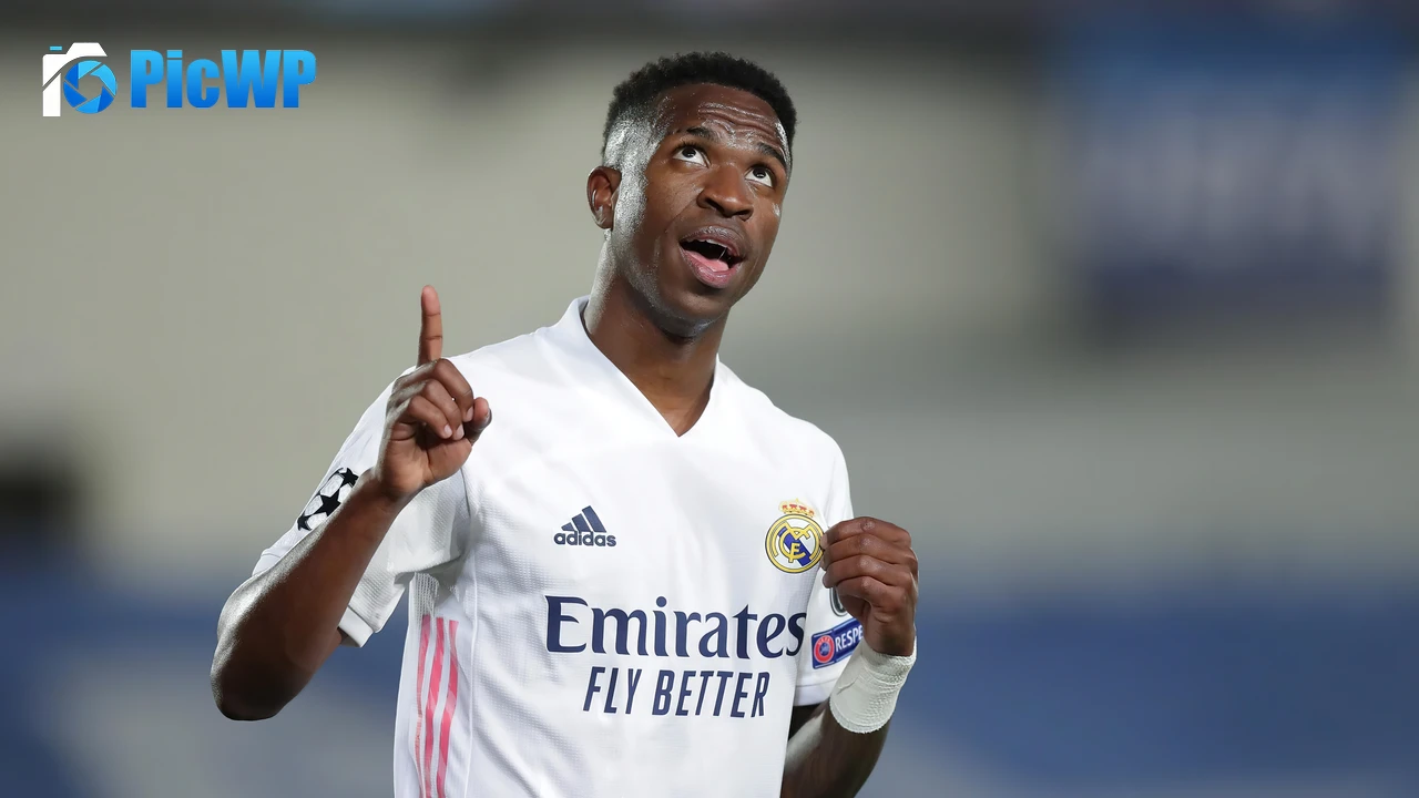 Vinicius Junior Brazilian Football Player 4K PC Wallpaper