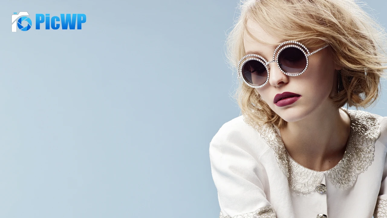 Lily Rose Depp American actress 4K PC Wallpaper