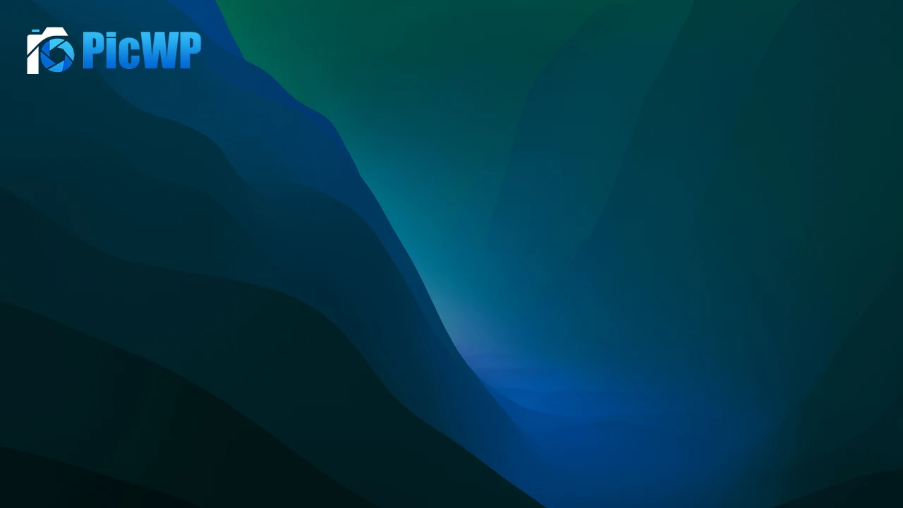 macOS Monterey Green 4K PC Wallpaper