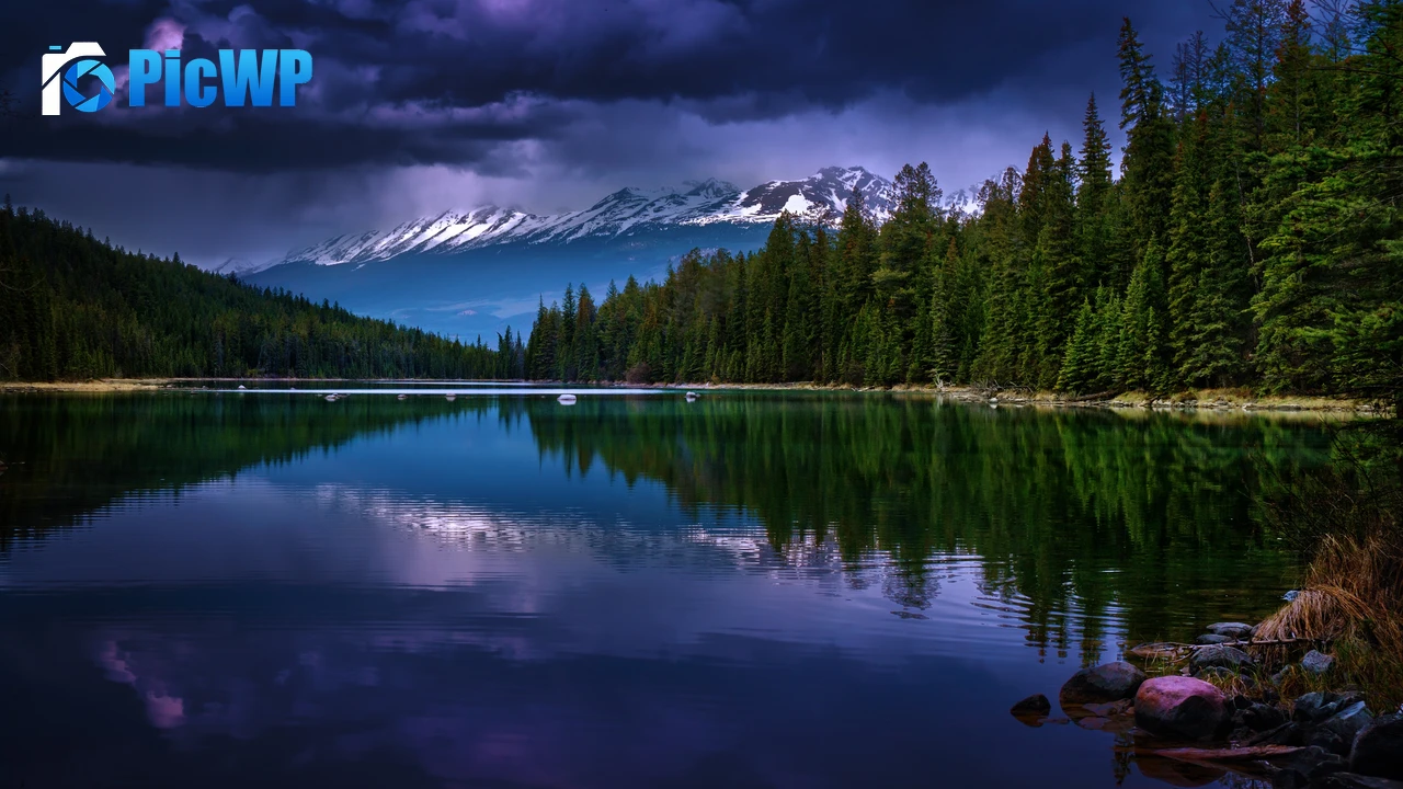 Valley of the five lakes First Lake 4K PC Wallpaper