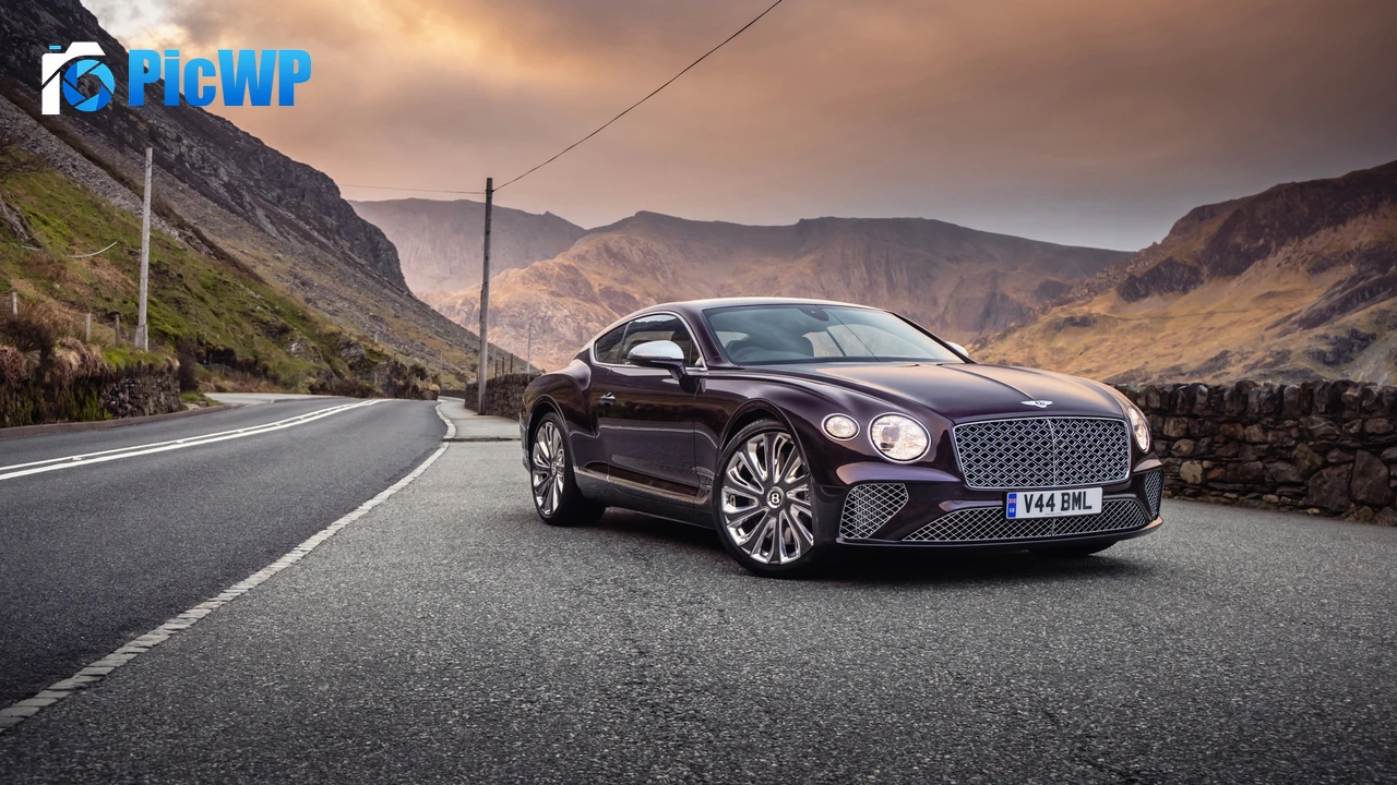 Bentley Continental GT Mulliner 4K PC Wallpaper