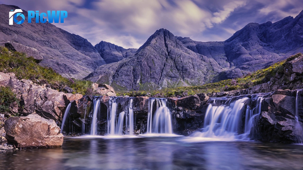 Waterfalls Cloudy Sky 4K PC Wallpaper