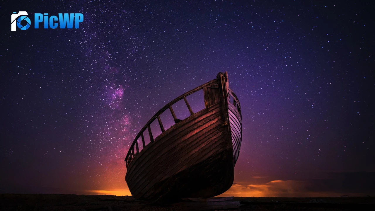 Wrecked Boat Sailing boat 4K PC Wallpaper