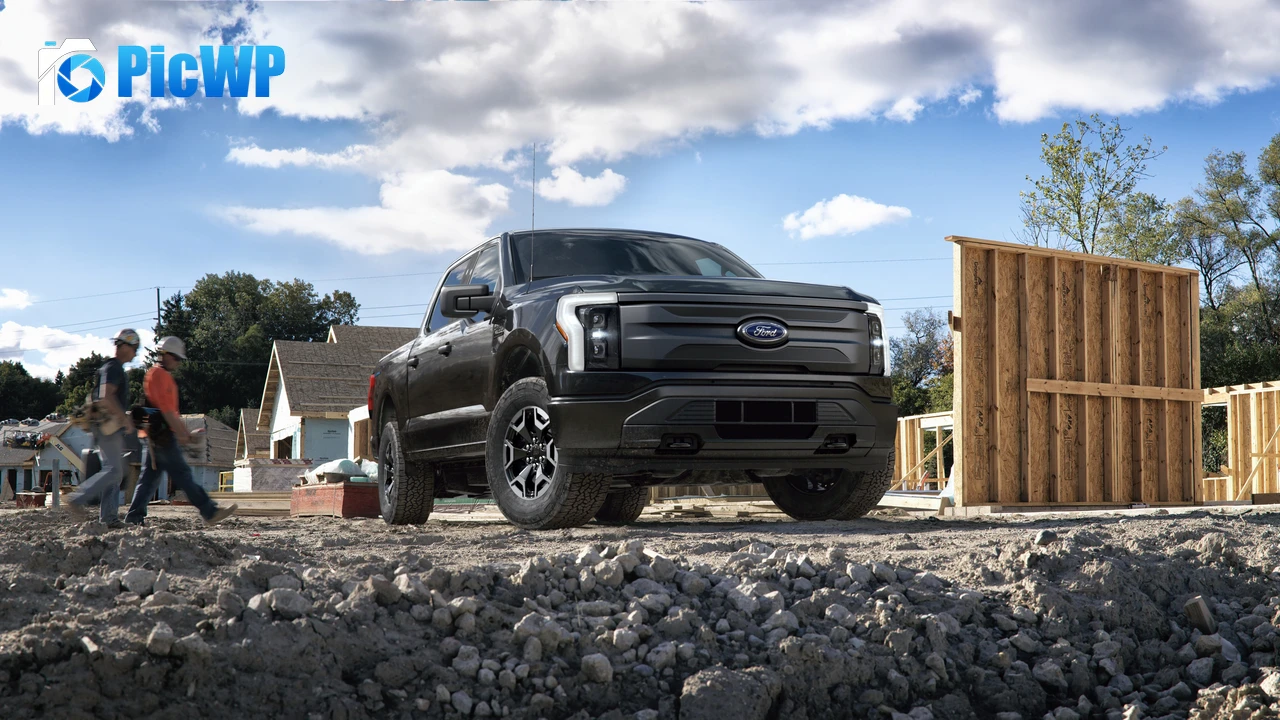 Ford F-150 Lightning Pro Electric trucks 4K PC Wallpaper