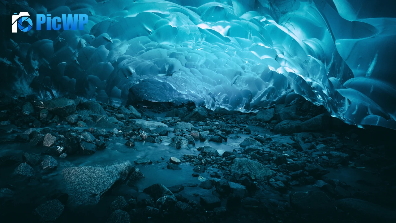 Ice caves Frozen 4K PC Wallpaper