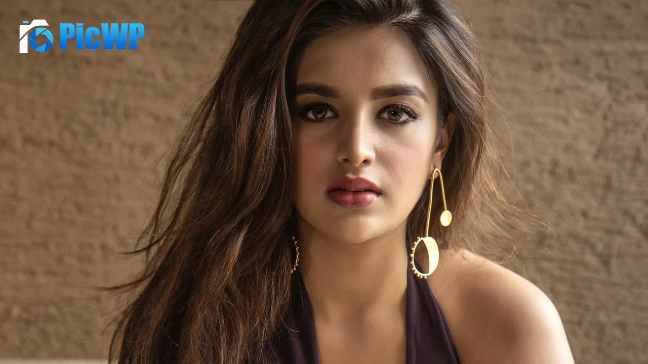 Nidhhi Agerwal Portrait 4K PC Wallpaper