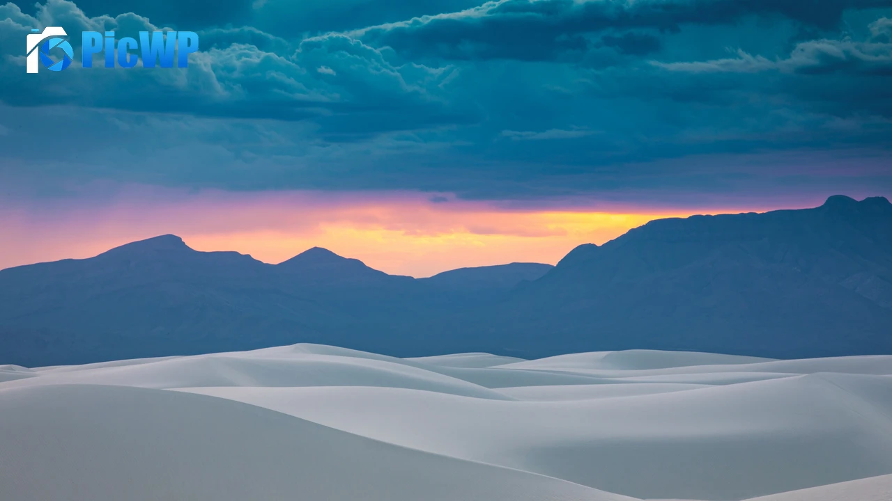 White Sands Mountain range 4K PC Wallpaper