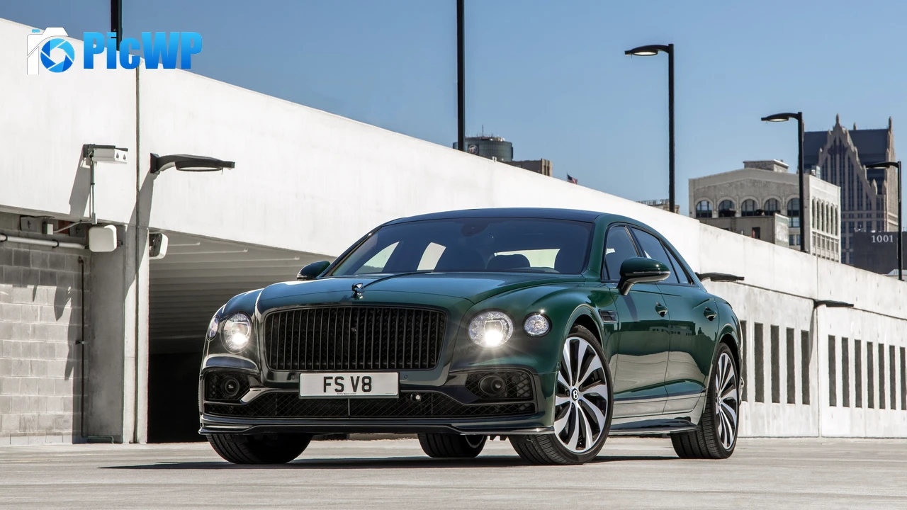 Bentley Flying Spur V8 2021 4K PC Wallpaper