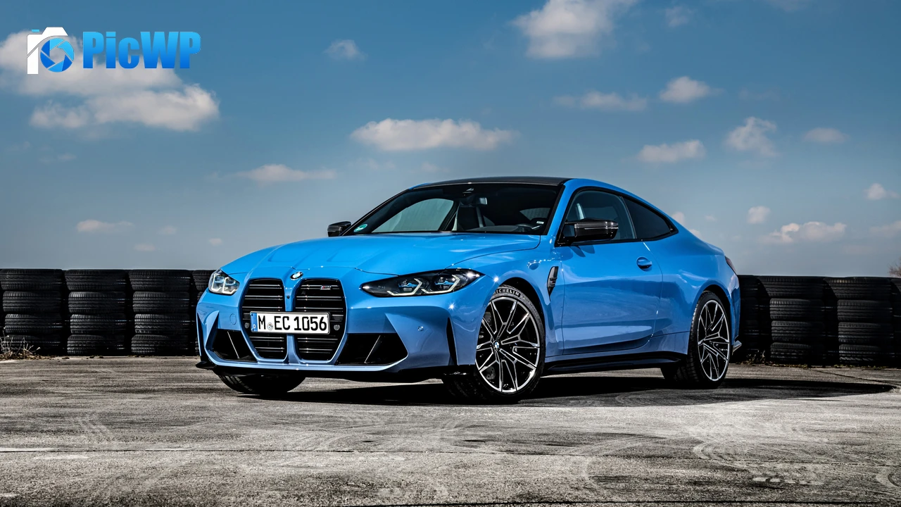 BMW M4 Competition xDrive 2021 4K PC Wallpaper
