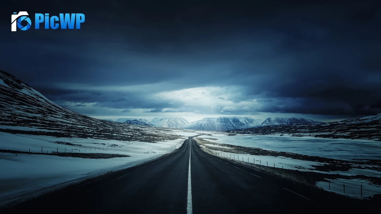Iceland's Ring Road Endless Road 4K PC Wallpaper