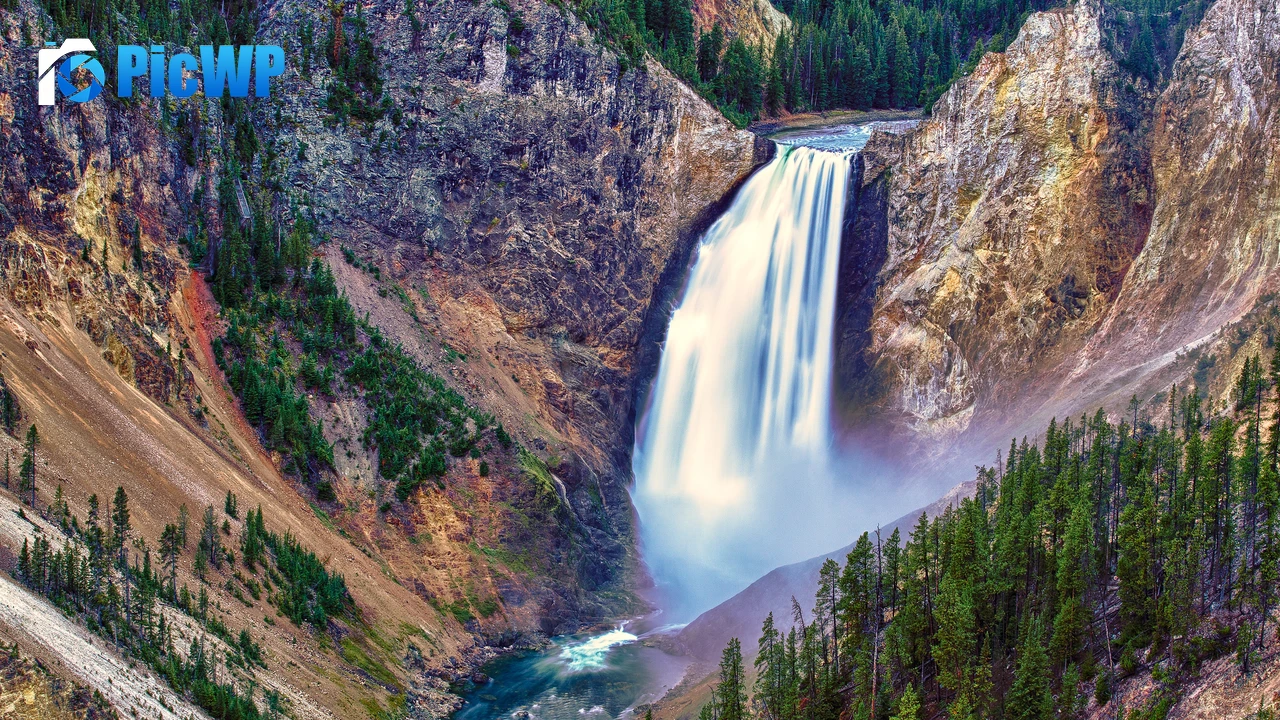 Lower Falls Yellowstone National Park 4K PC Wallpaper