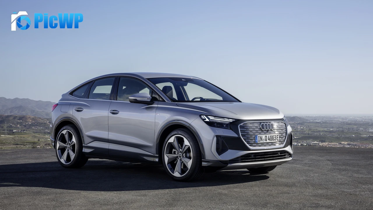 Audi Q4 Sportback 50 e-tron S line 2021 4K PC Wallpaper