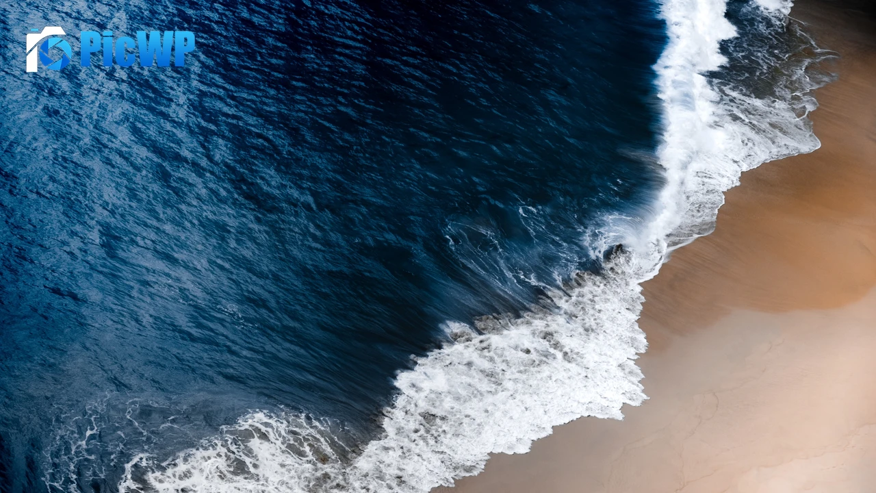 Coastal Ocean Waves 4K PC Wallpaper