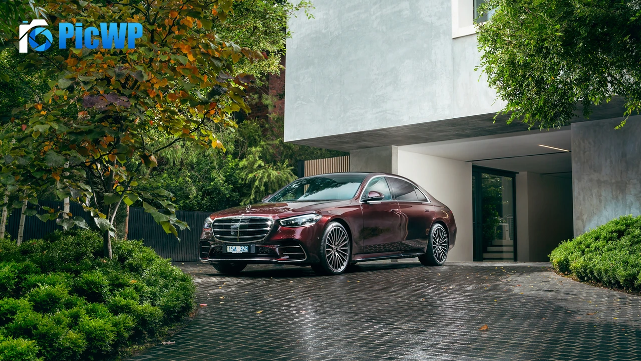 Mercedes-Benz S 450 4MATIC AMG Line Luxury Sedan 4K PC Wallpaper