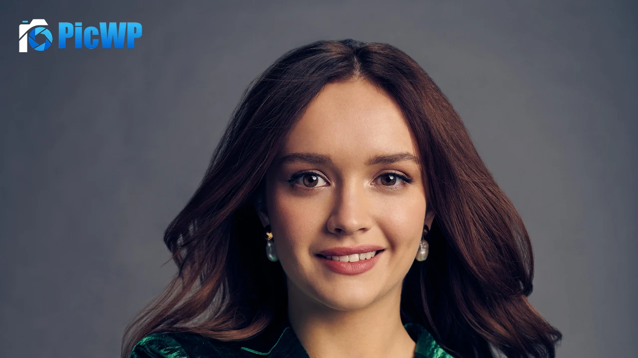 Olivia Cooke English actress 4K PC Wallpaper
