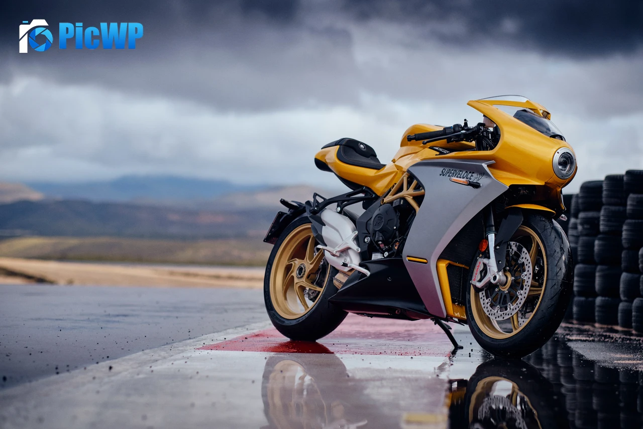 MV Agusta Superveloce 2021 4K PC Wallpaper