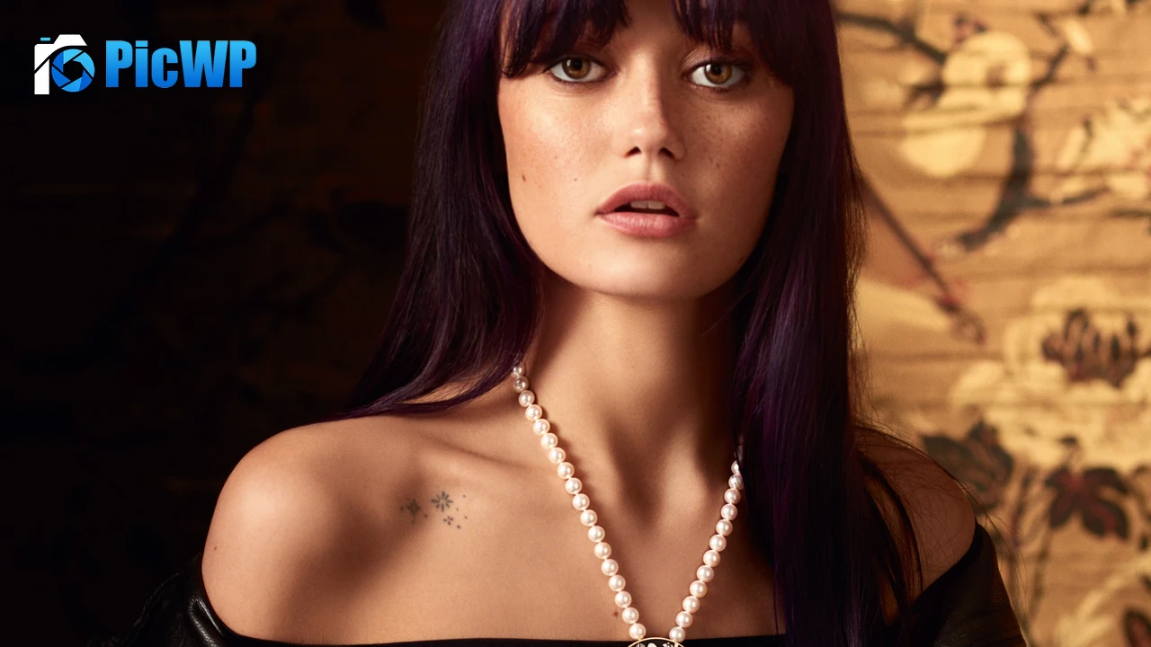 Ella Purnell Vanity Fair 4K PC Wallpaper