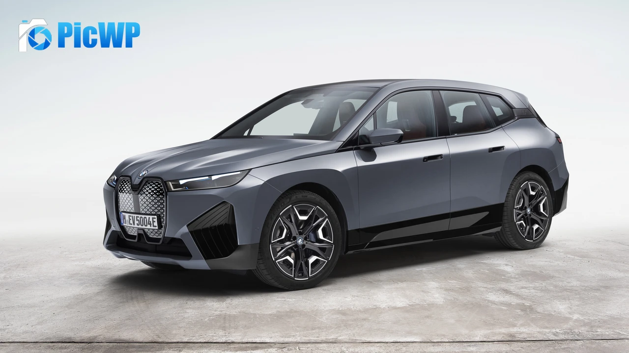 BMW iX xDrive50 Sport Electric SUV 4K PC Wallpaper