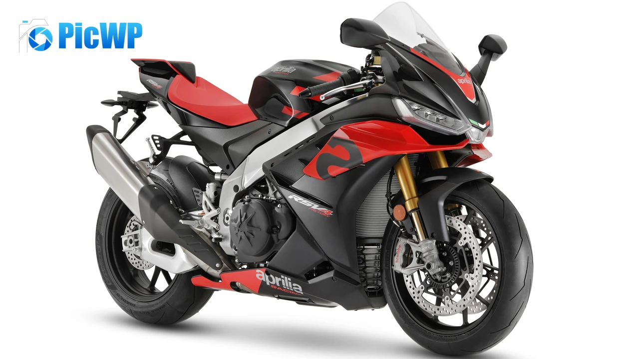 8K Aprilia RSV4 1100 Factory 4K PC Wallpaper