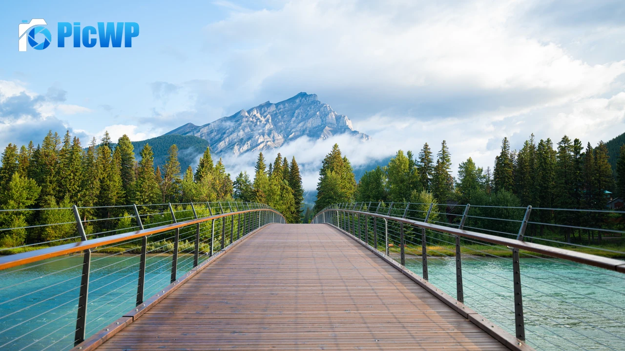 Wooden bridge Banff National Park 4K PC Wallpaper