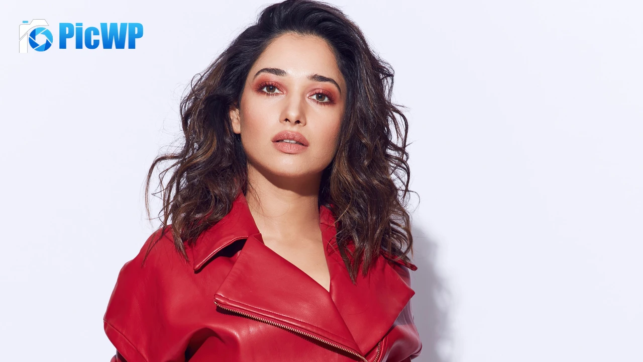 Tamanna Bhatia Indian actress 4K PC Wallpaper