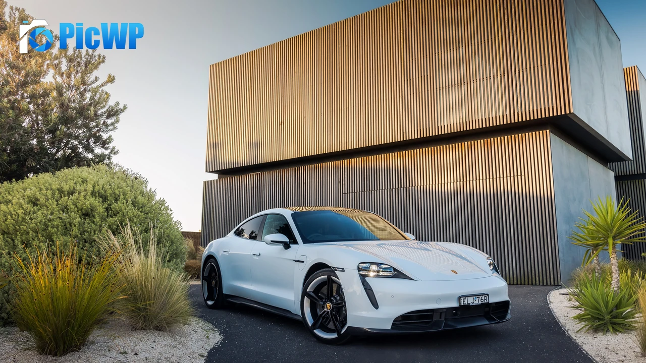 Porsche Taycan Turbo S 2021 4K PC Wallpaper
