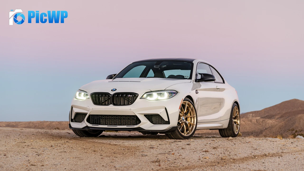 BMW M2 CS 2021 4K PC Wallpaper