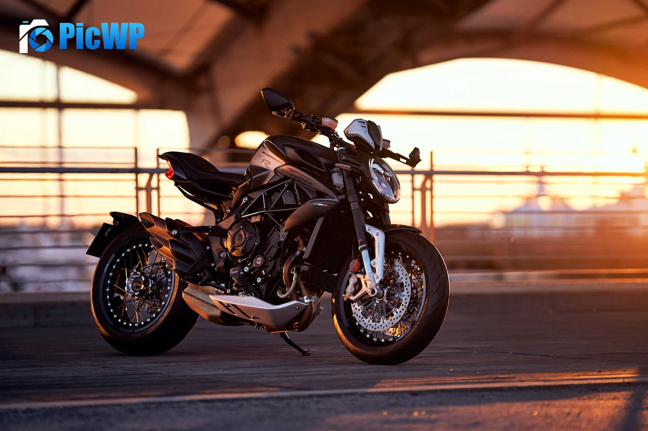 MV Agusta Dragster RR 2021 4K PC Wallpaper