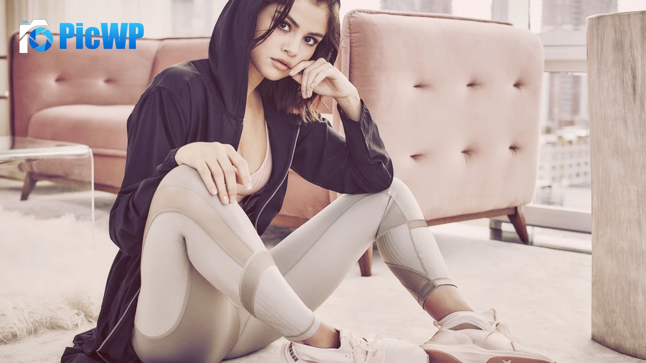 Selena Gomez Fitness 4K PC Wallpaper