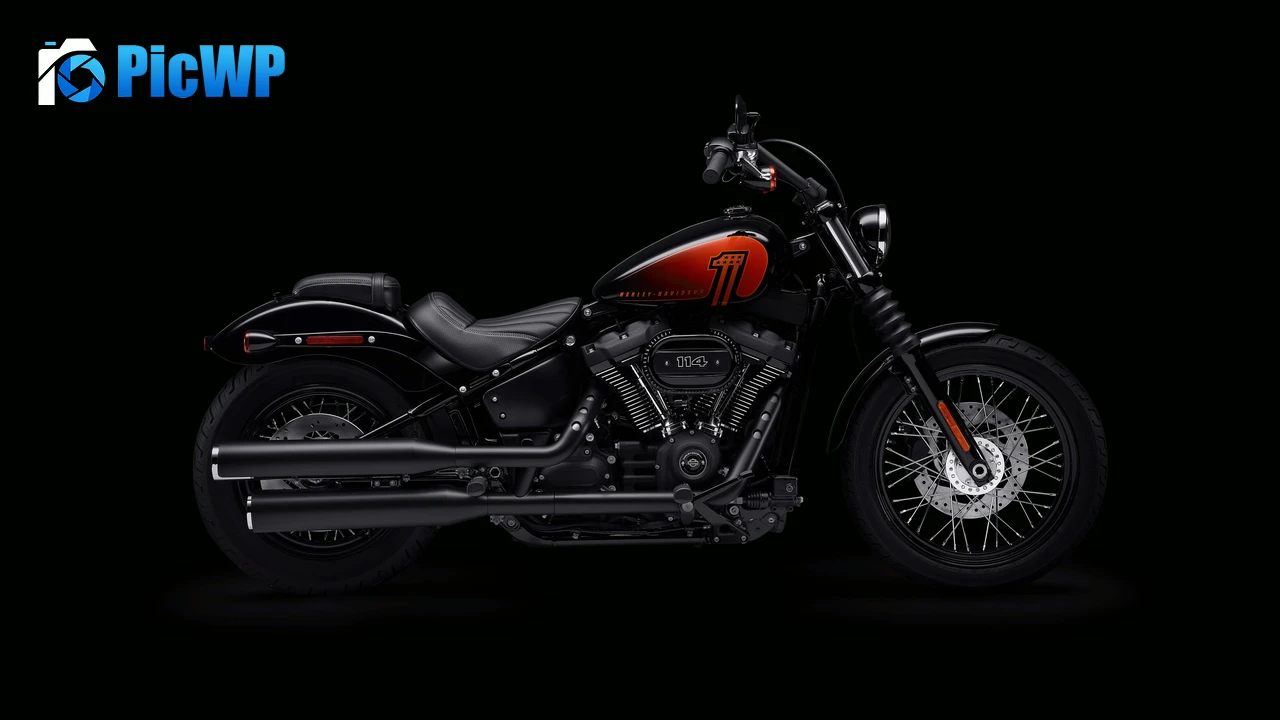 Harley-Davidson Street Bob 114 Black background 4K PC Wallpaper