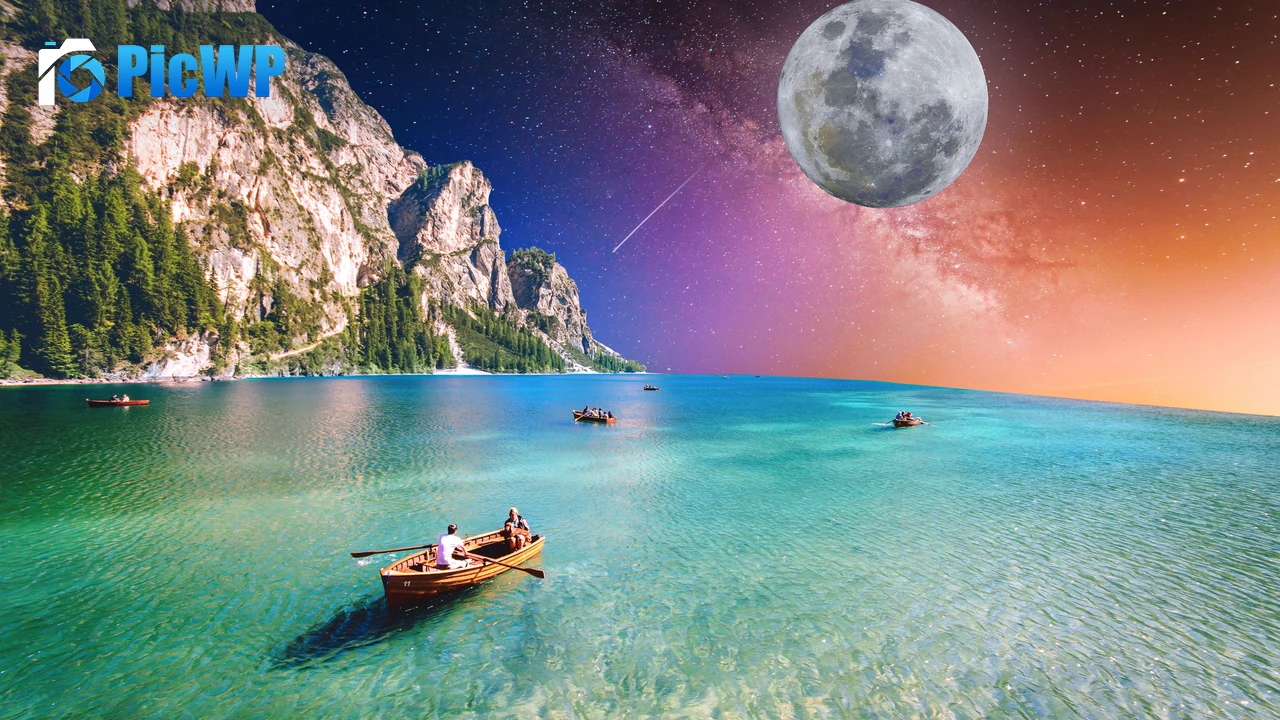 Holidays Moon 4K PC Wallpaper