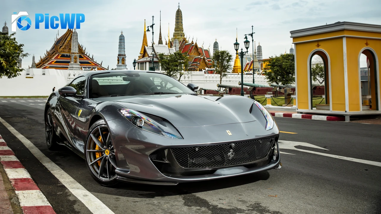 Ferrari 812 GTS Luxury sports cars 4K PC Wallpaper