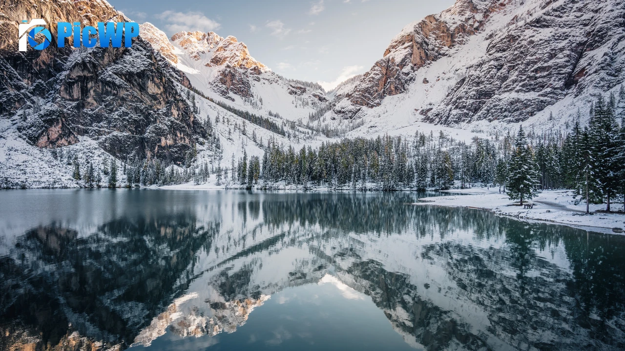 Pragser Wildsee Snow covered 4K PC Wallpaper