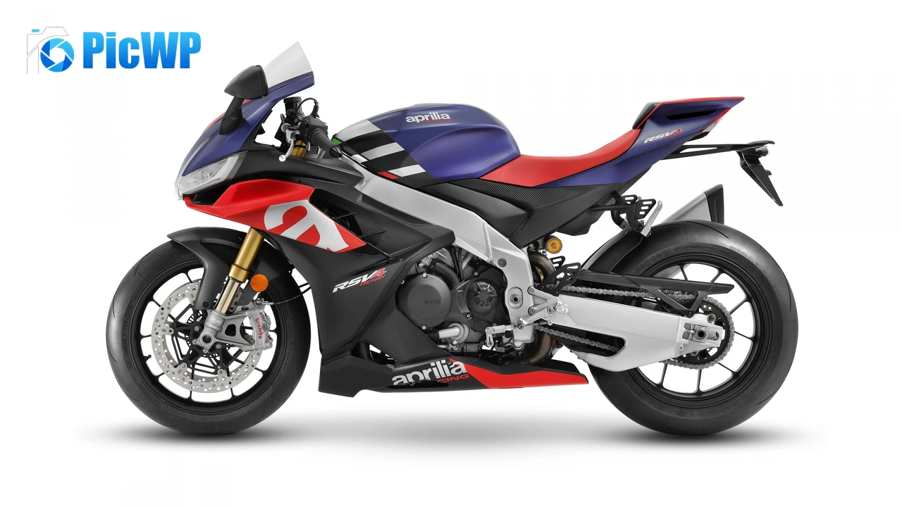5K Aprilia RSV4 1100 Factory 4K PC Wallpaper