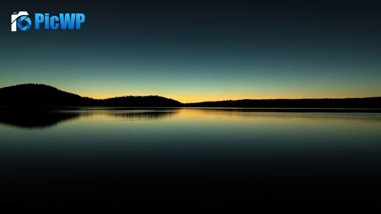 Paulina Lake Oregon 4K PC Wallpaper