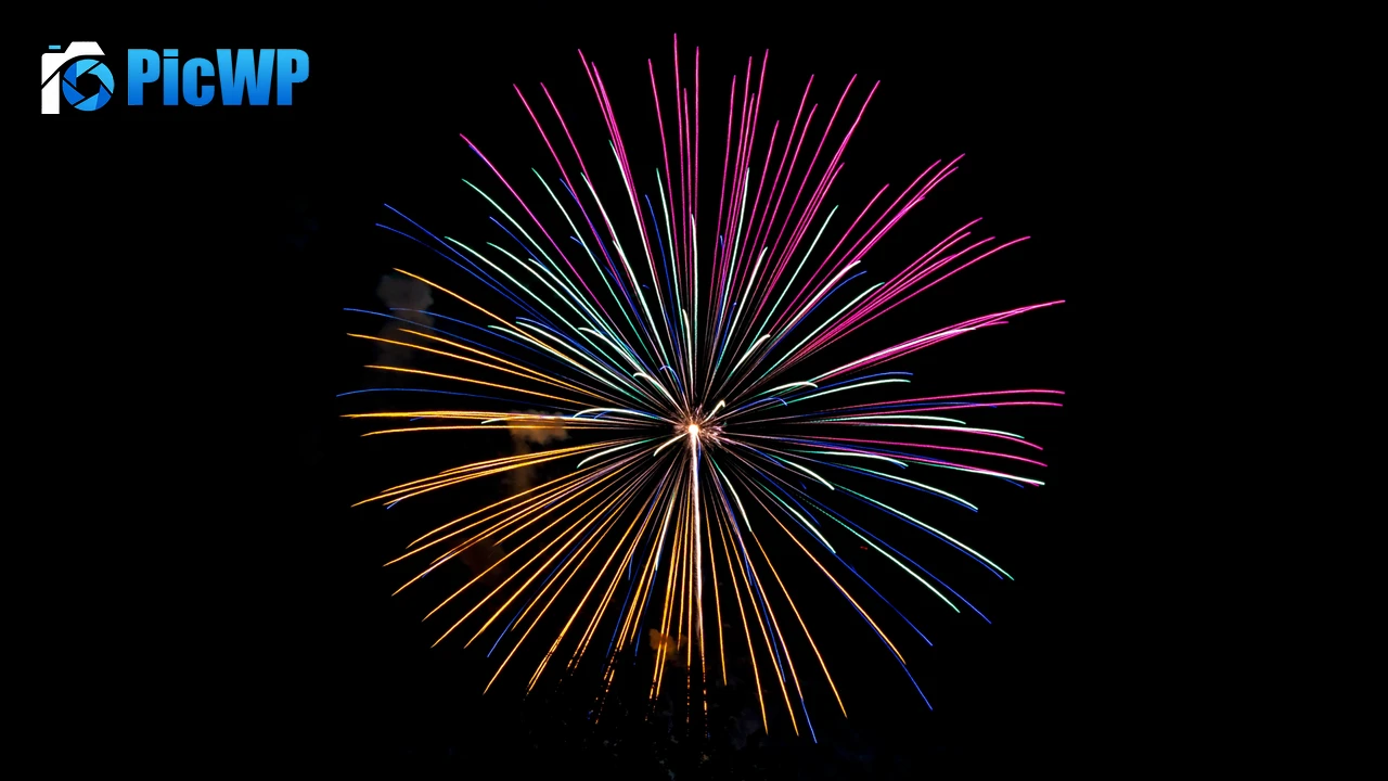Fireworks New Year's Eve 4K PC Wallpaper