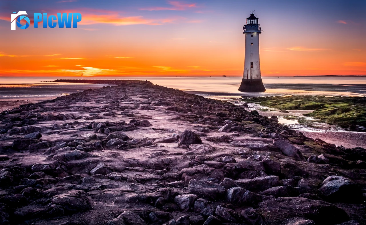 Lighthouse Beach 4K PC Wallpaper