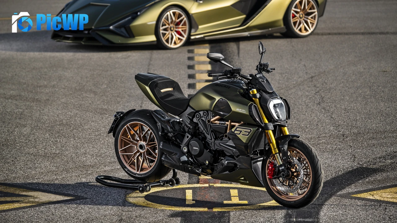 Ducati Diavel 1260 Lamborghini Superbikes 4K PC Wallpaper