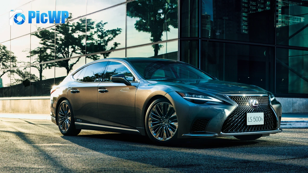 Lexus LS 500h 4K PC Wallpaper