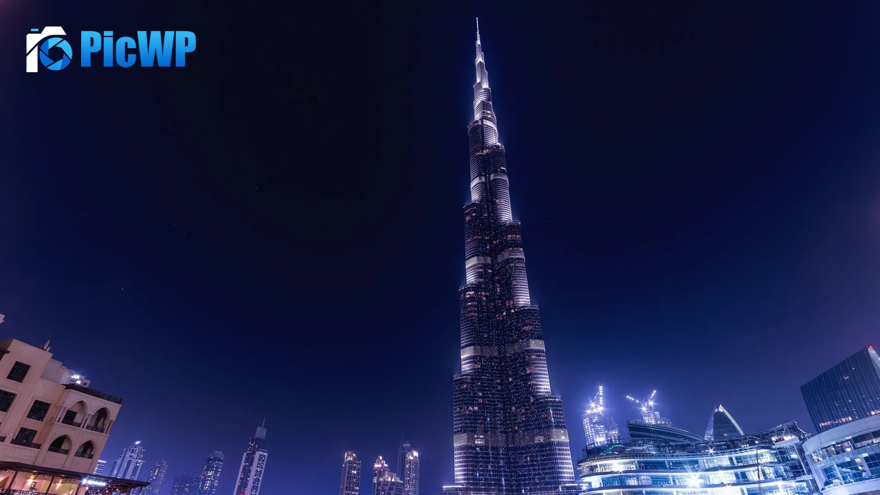 Burj Khalifa Night time 4K PC Wallpaper
