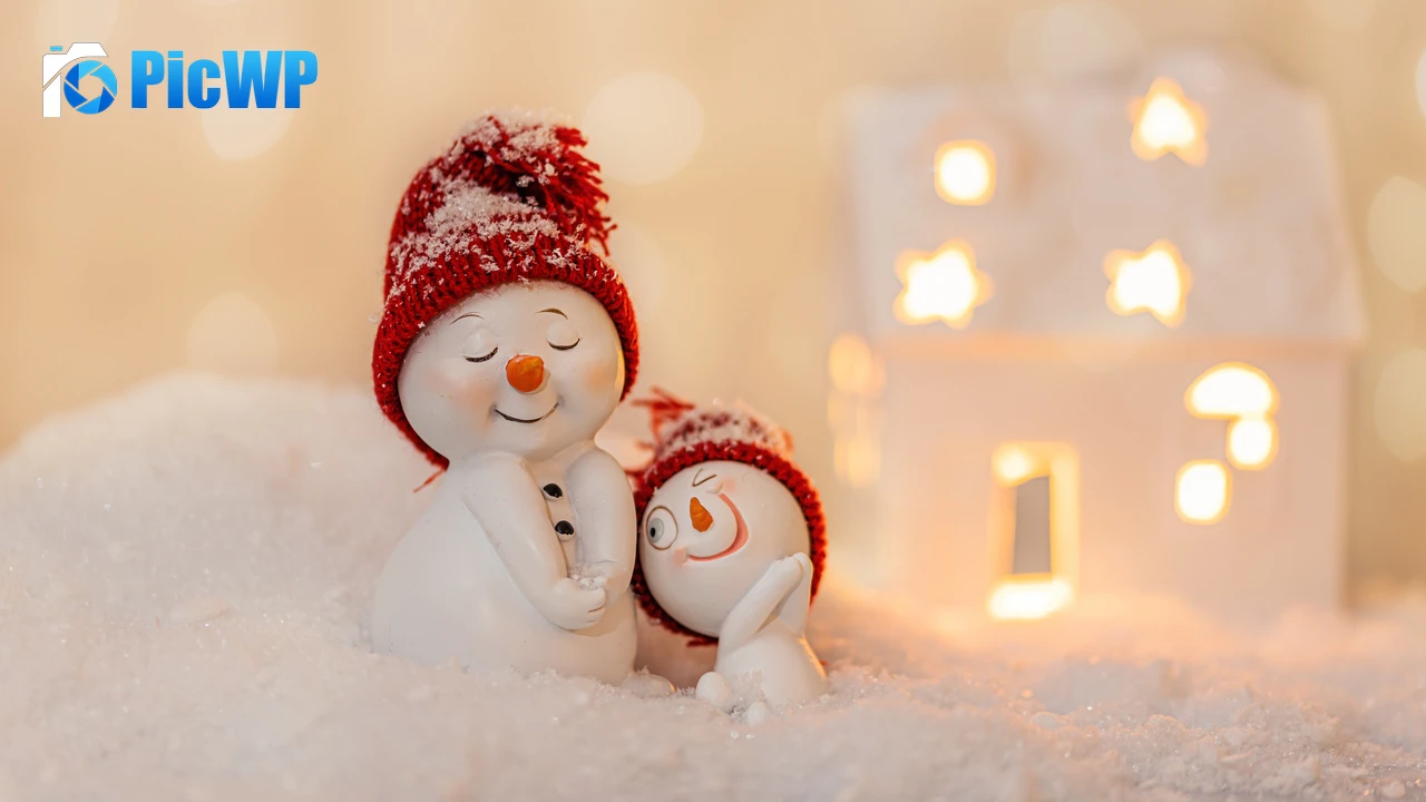Snowmen Cute Christmas 4K PC Wallpaper