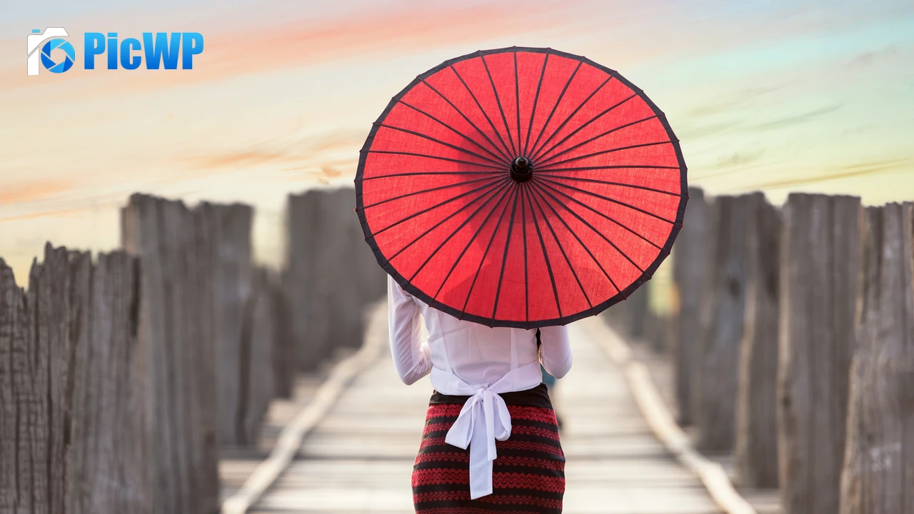 Red Umbrella Burmese woman 4K PC Wallpaper